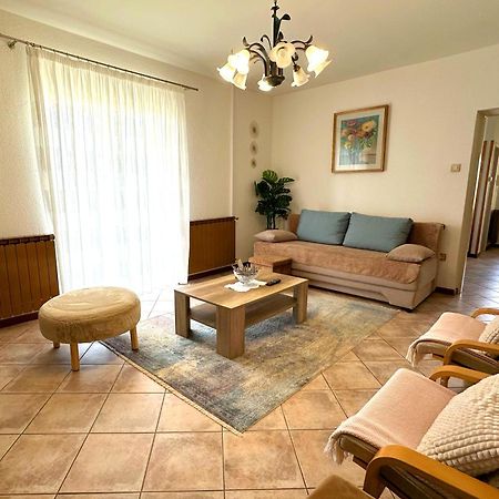 Apartment Ana 브르토니글라 외부 사진